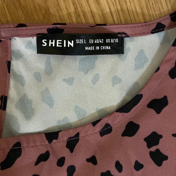 SHEIN fun Patterned 3/4 sleeve blouseNWOT , never worn !! - Picture 2 of 4